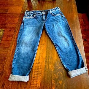 Silver jeans boyfriend capri